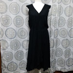 Waist Defined Old Navy Black Midi Dress.
